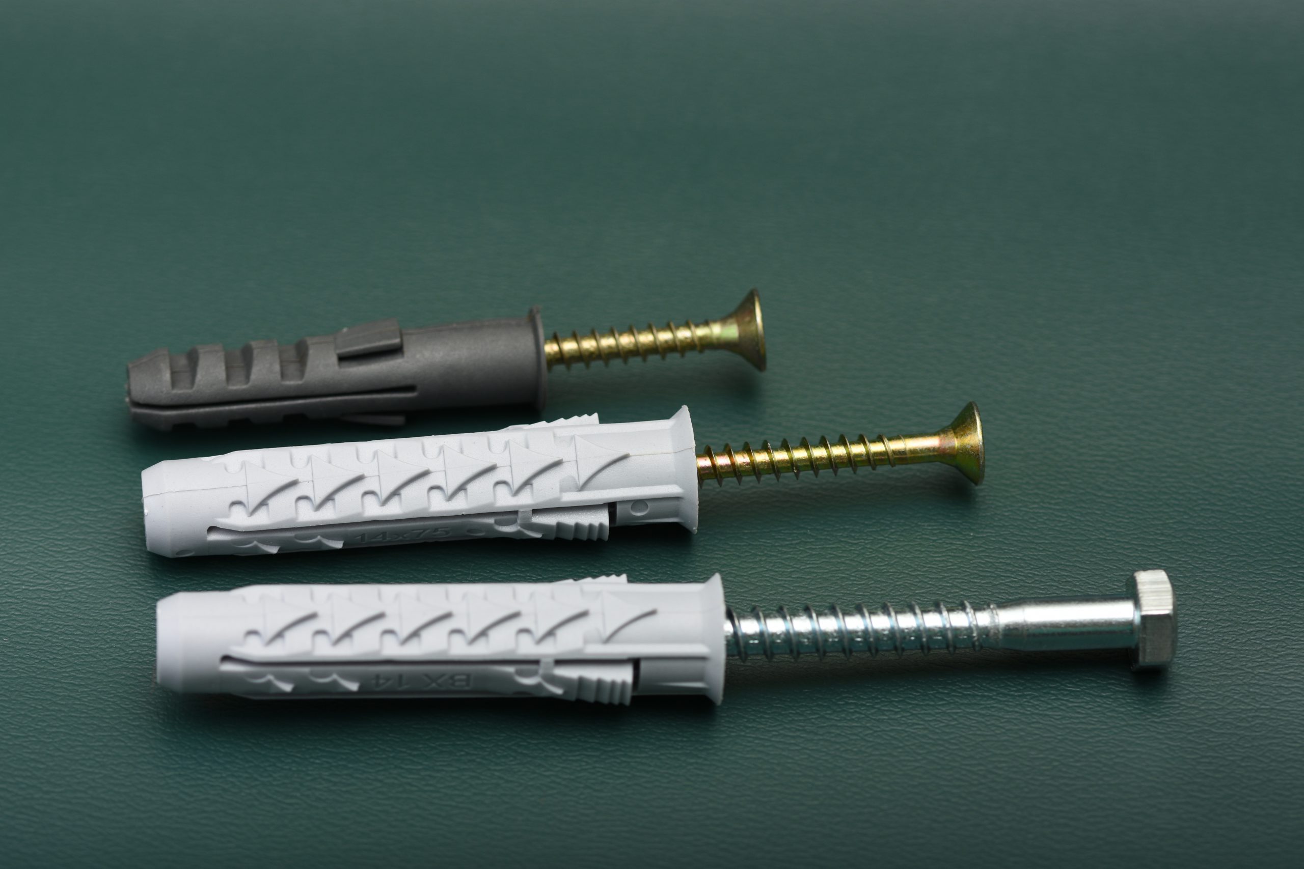 Richtige DübelAuswahl Welcher Dübel passt zu welcher Schraube? Das Rosentaler Schrauben Magazin