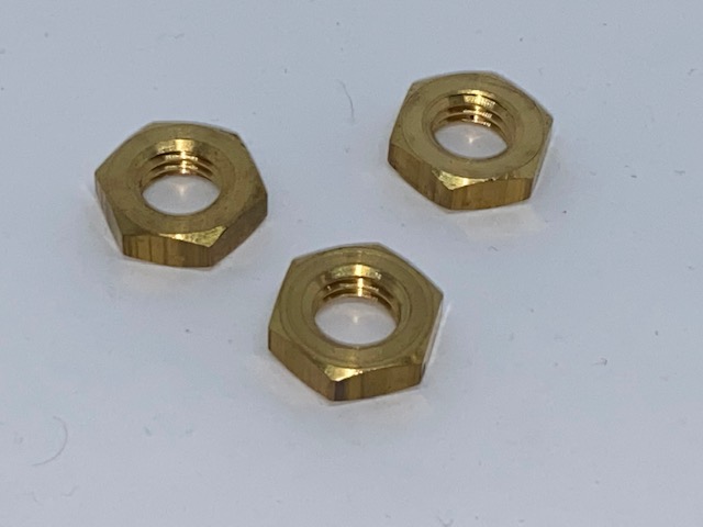 DIN 439 Sechskantmutter flache Form Messing M4 DIN 439 Sechskantmutter flache Form Messing M4